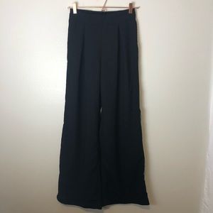 NWOT Abercrombie & Fitch Wide Leg Pull On Pants